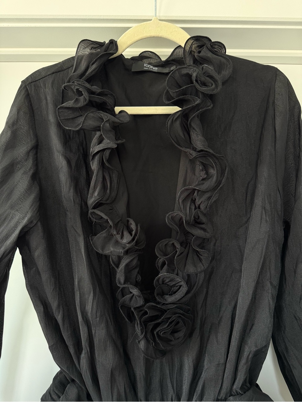 Simons Black RuffleV-Neck MINI DRESS - Picture 2 of 4